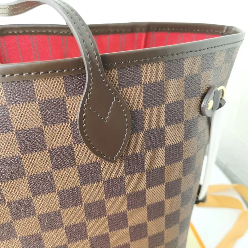 LV Shopping Bags-10 - Image 5