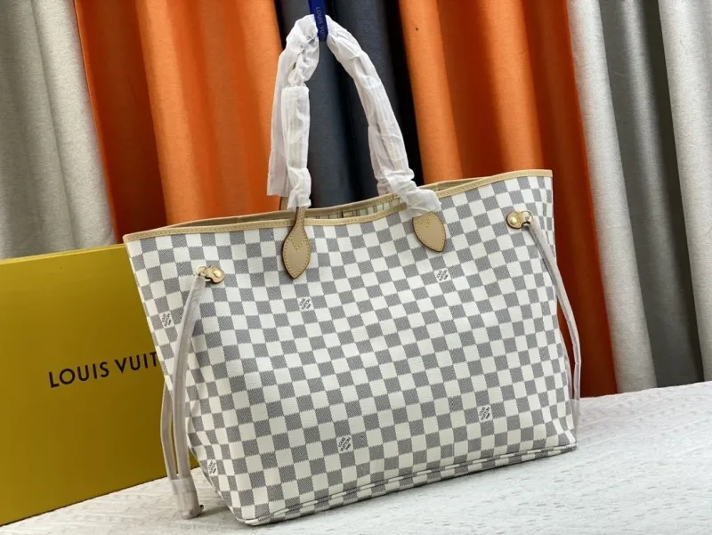 LV Shopping Bags-13 - Image 3