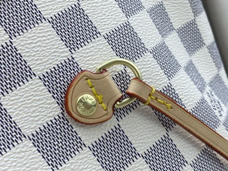 LV Shopping Bags-13 - Image 6