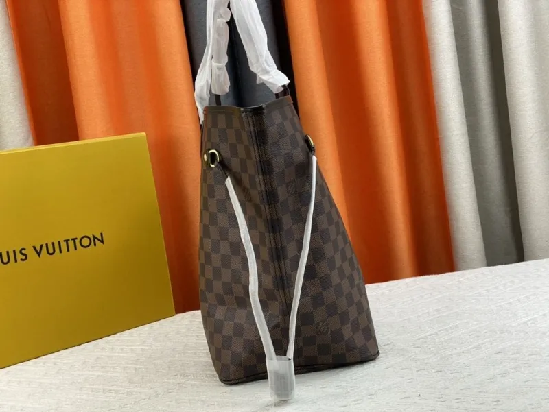 LV Shopping Bags-15 - Image 4