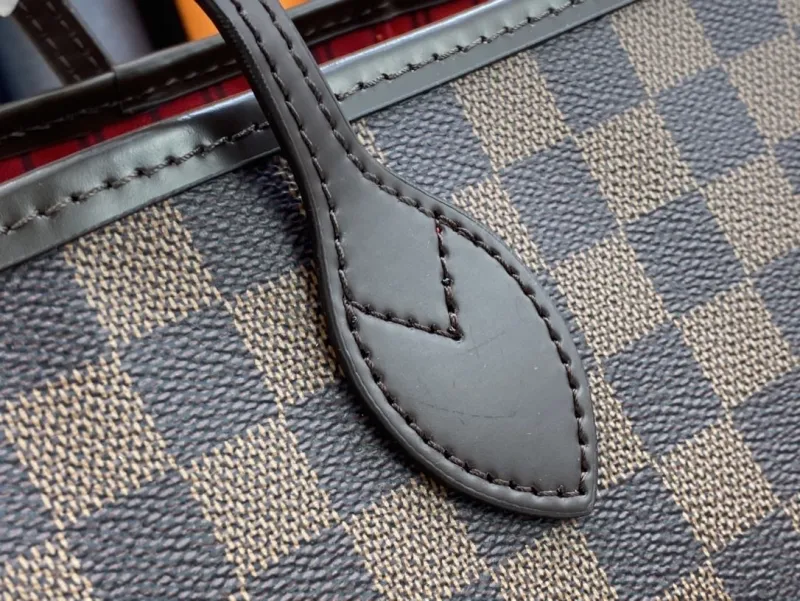 LV Shopping Bags-15 - Image 7