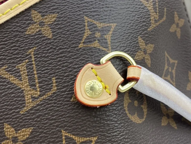LV Shopping Bags-18 - Image 6