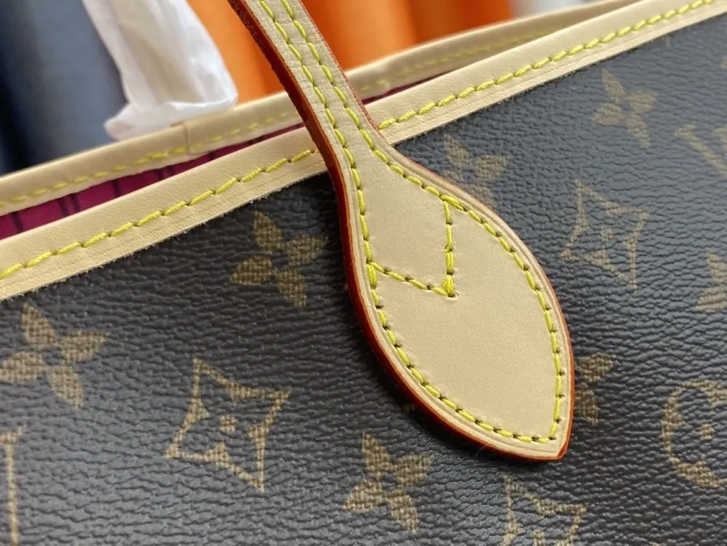 LV Shopping Bags-18 - Image 7