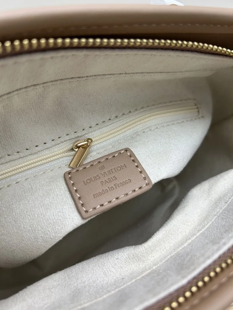 LV Shopping Bags-28 - Image 8