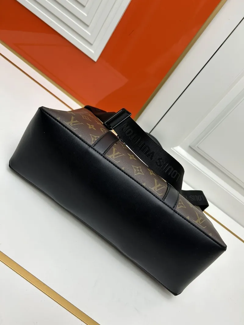 LV Shopping Bags-31 - Image 6