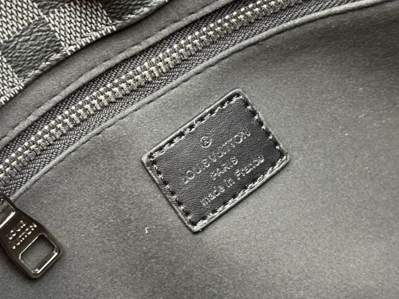 LV Shopping Bags-36 - Image 9