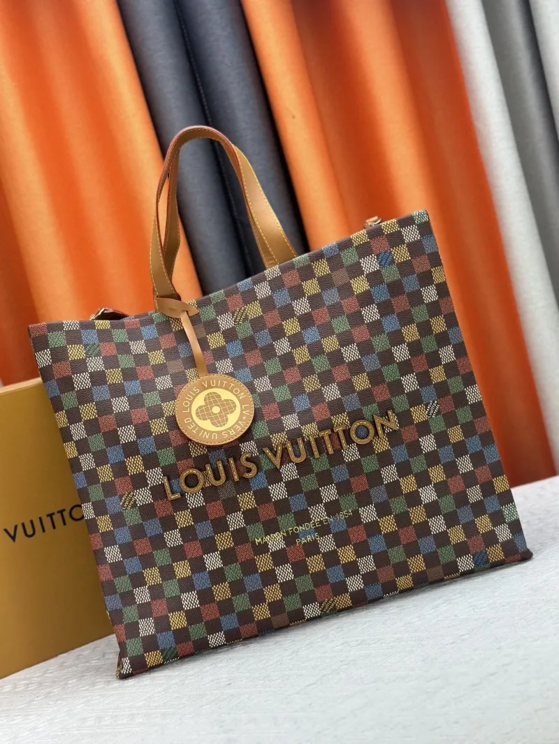 LV Shopping Bags-37