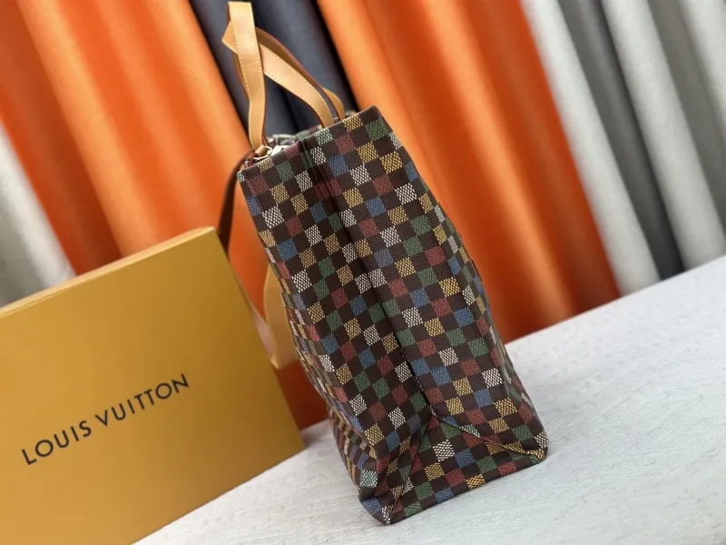 LV Shopping Bags-37 - Image 3