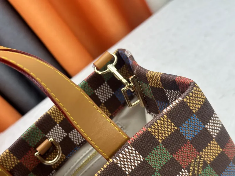 LV Shopping Bags-38 - Image 7