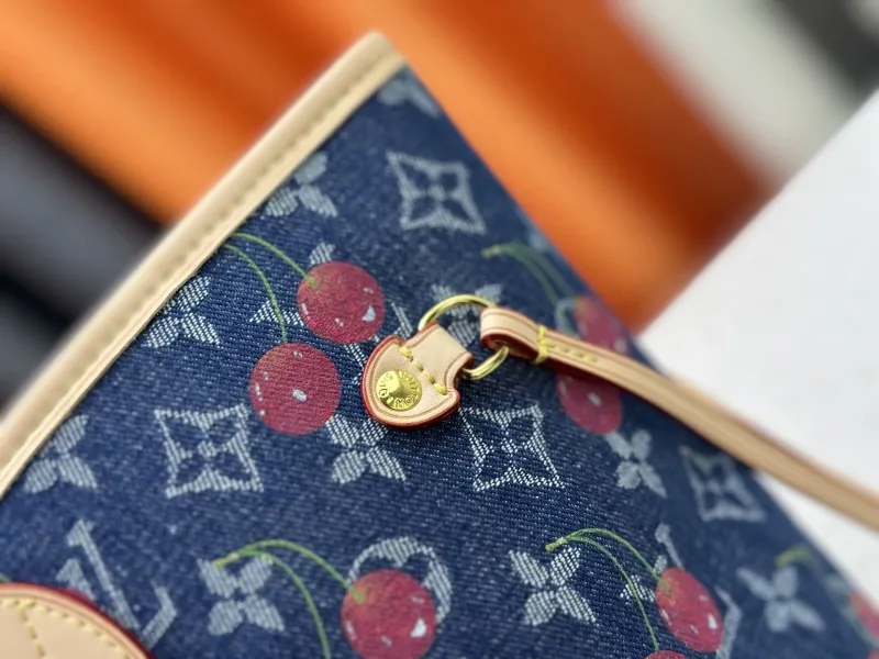 LV Shopping Bags-39 - Image 6
