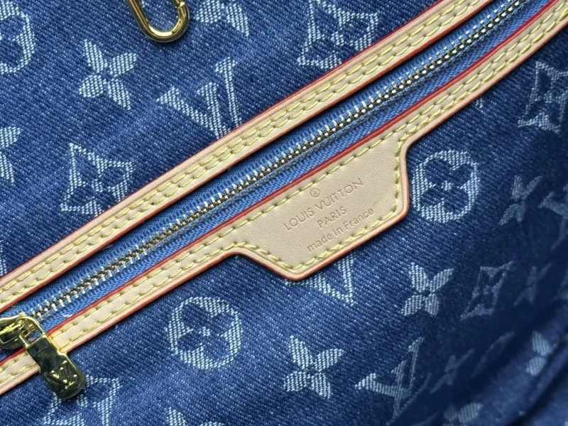 LV Shopping Bags-39 - Image 8