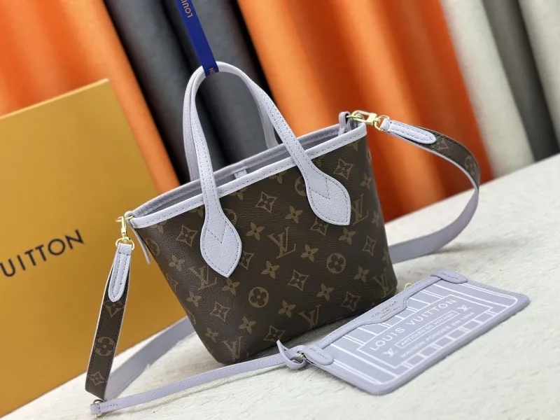LV Shopping Bags-41
