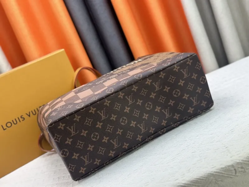 LV Shopping Bags-45 - Image 5