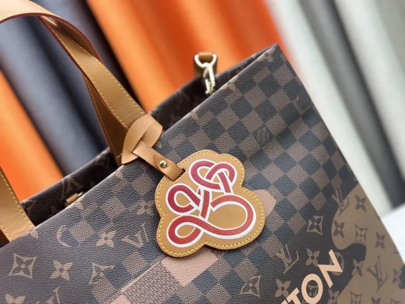 LV Shopping Bags-45 - Image 6