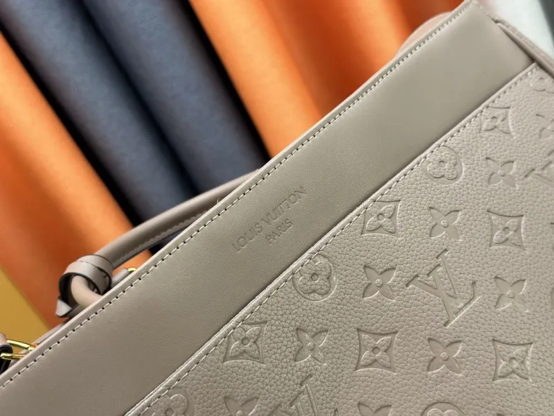 LV Shopping Bags-47 - Image 6