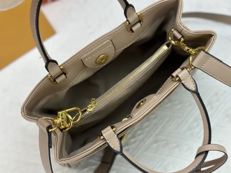 LV Shopping Bags-49 - Image 8