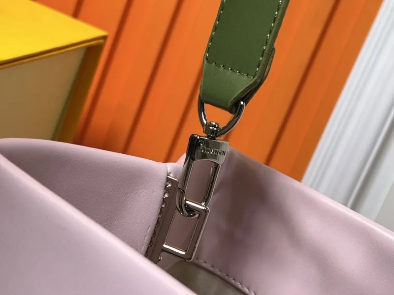 LV Shopping Bags-71 - Image 5