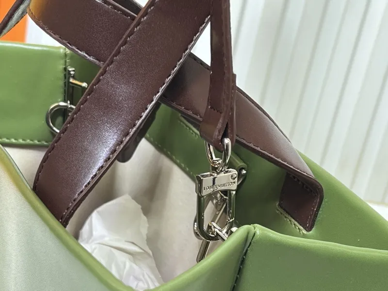 LV Shopping Bags-72 - Image 5