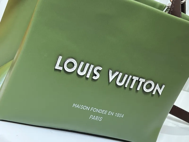 LV Shopping Bags-72 - Image 6