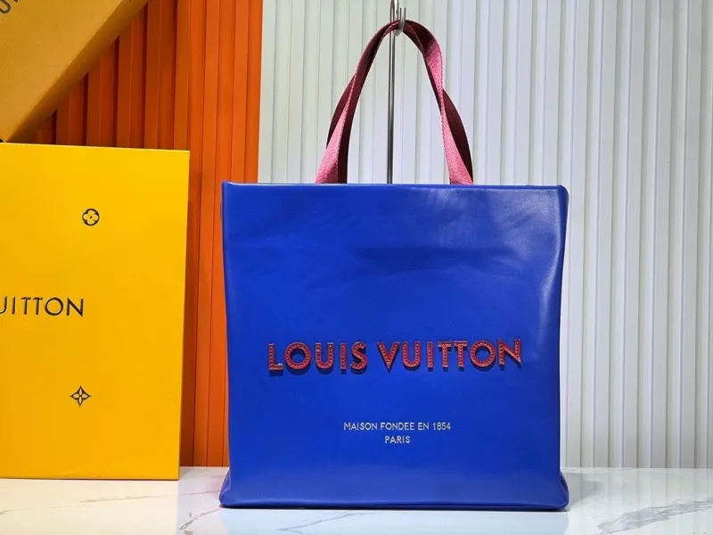 LV Shopping Bags-84