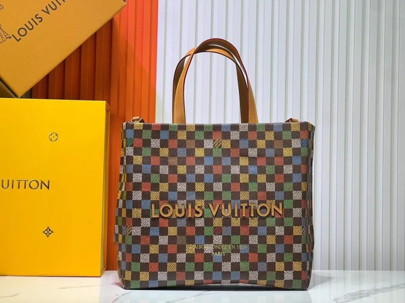 LV Shopping Bags-89