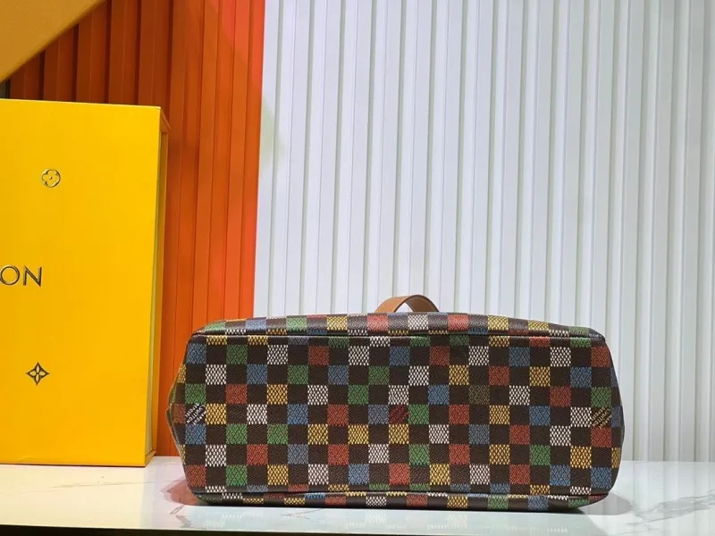 LV Shopping Bags-89 - Image 6