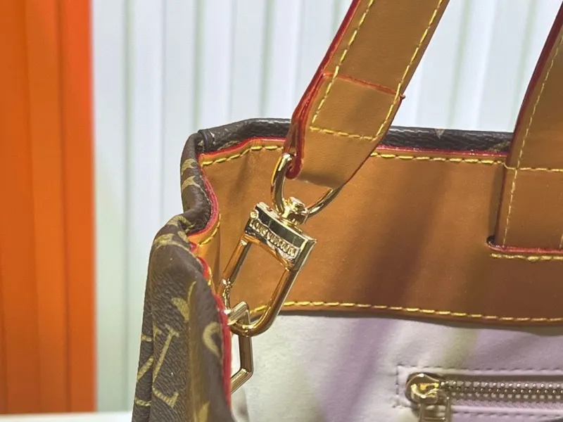 LV Shopping Bags-90 - Image 5