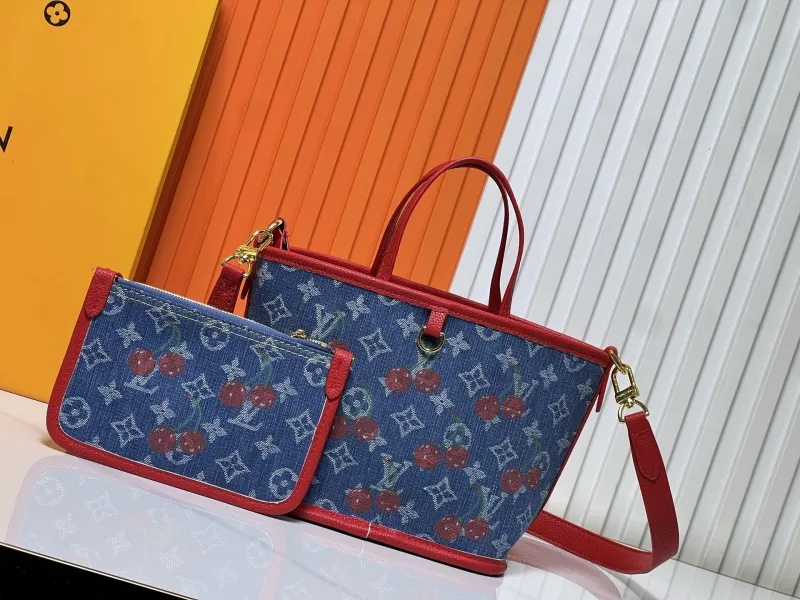 LV Shopping Bags-91