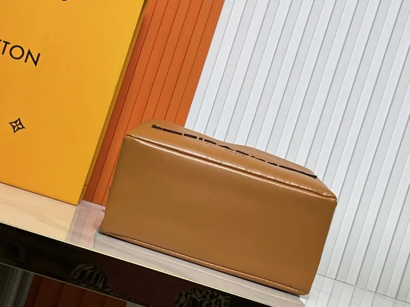 LV Shopping Bags-92 - Image 6