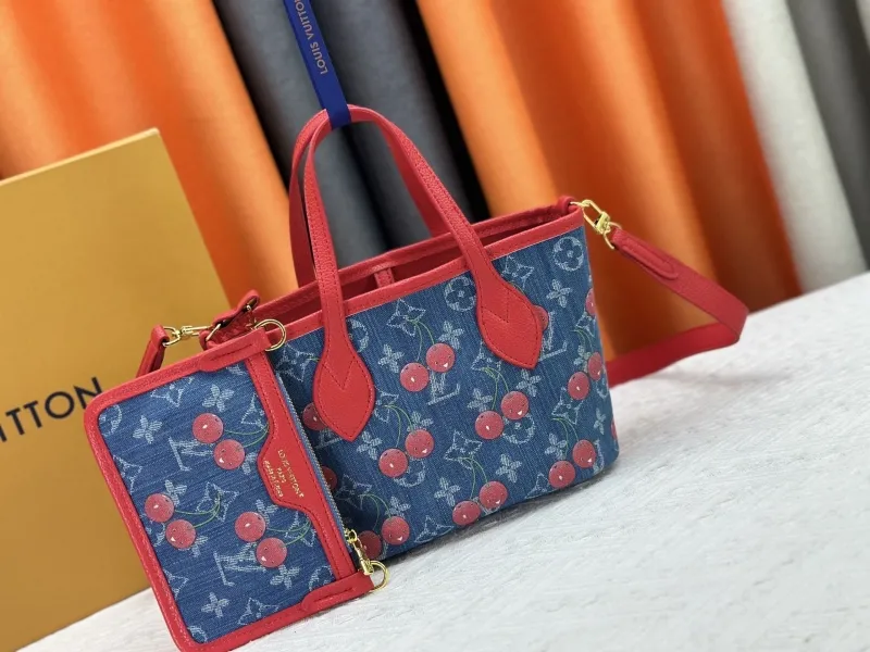 LV Shopping Bags-95