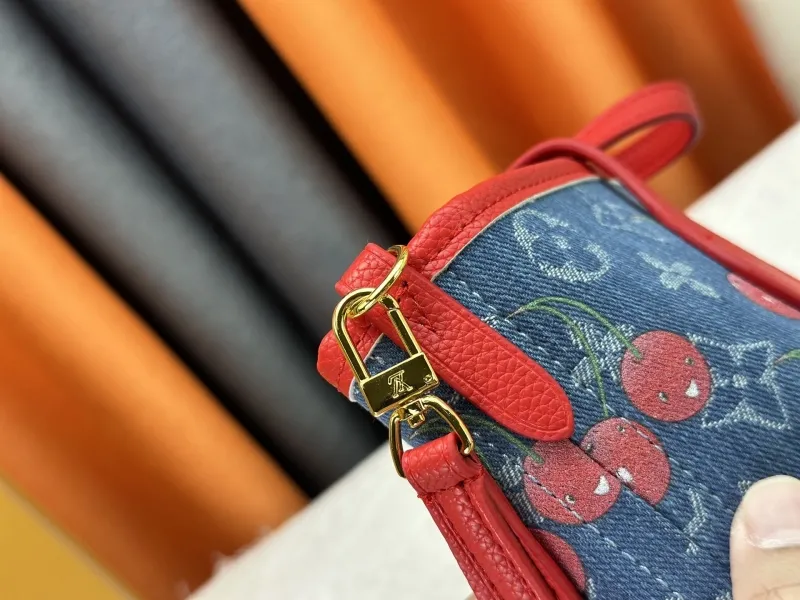 LV Shopping Bags-95 - Image 8