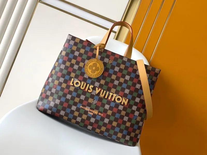 LV Shopping Bags-96