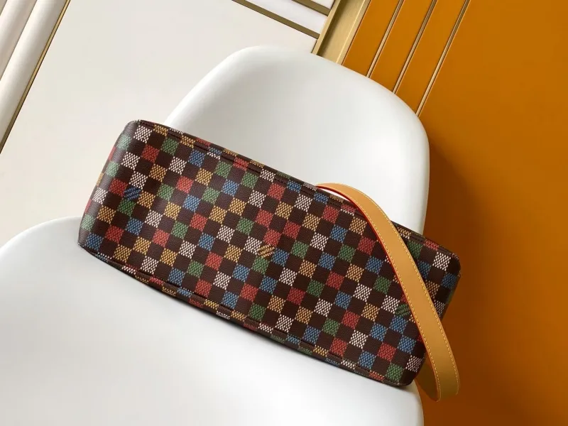 LV Shopping Bags-96 - Image 4