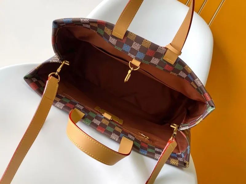 LV Shopping Bags-96 - Image 8
