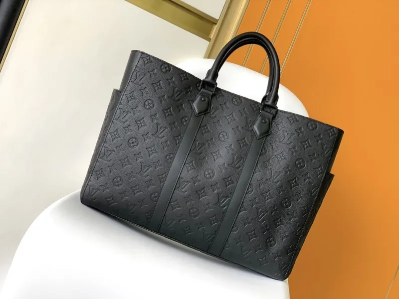 LV Shopping Bags-101 - Image 3