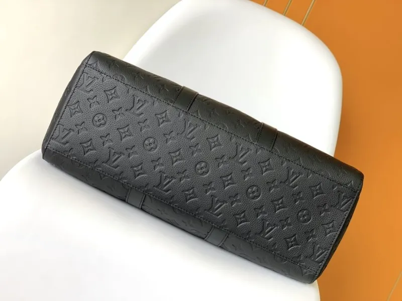 LV Shopping Bags-101 - Image 4