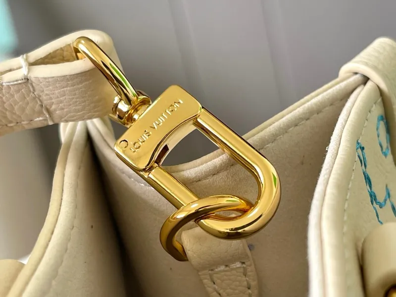 LV Shopping Bags-109 - Image 6
