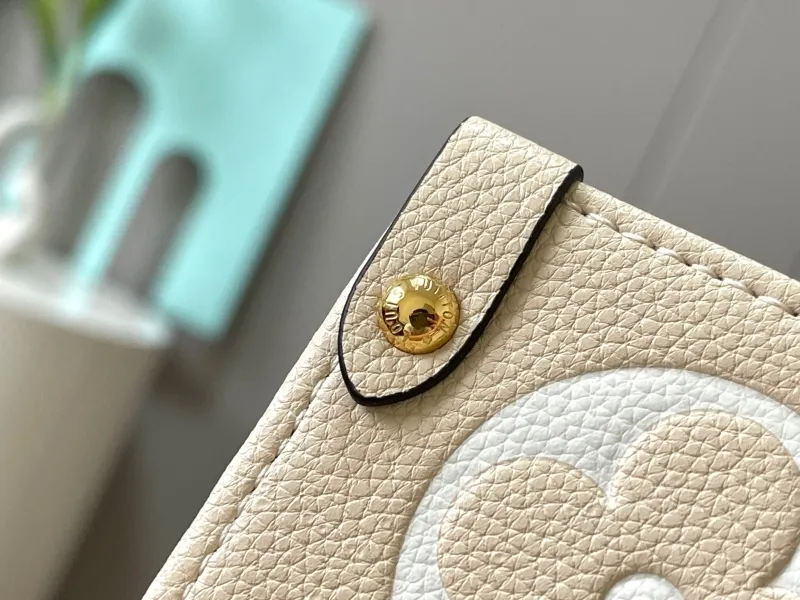 LV Shopping Bags-112 - Image 5