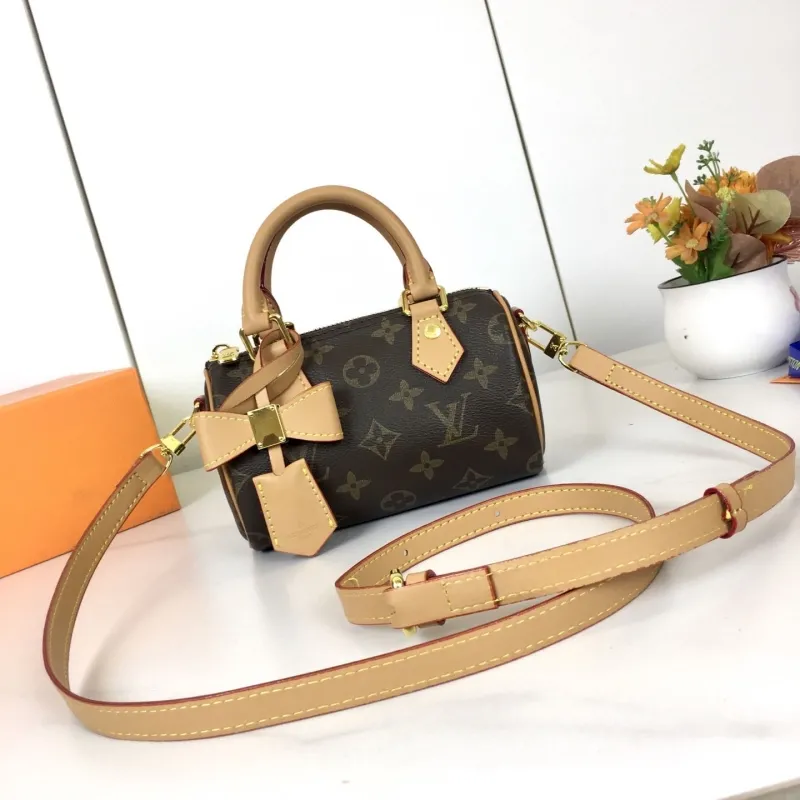 Alternative view of LV Speedy Bags-18