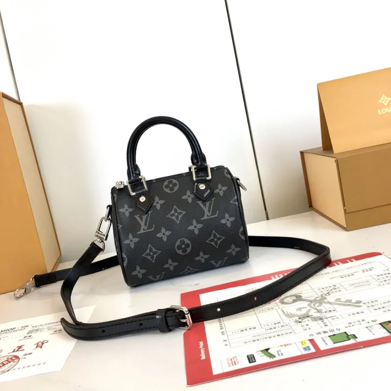 LV Speedy Bags-38