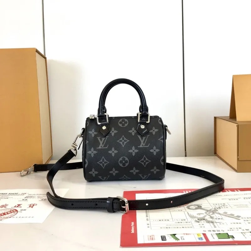 Alternative view of LV Speedy Bags-38