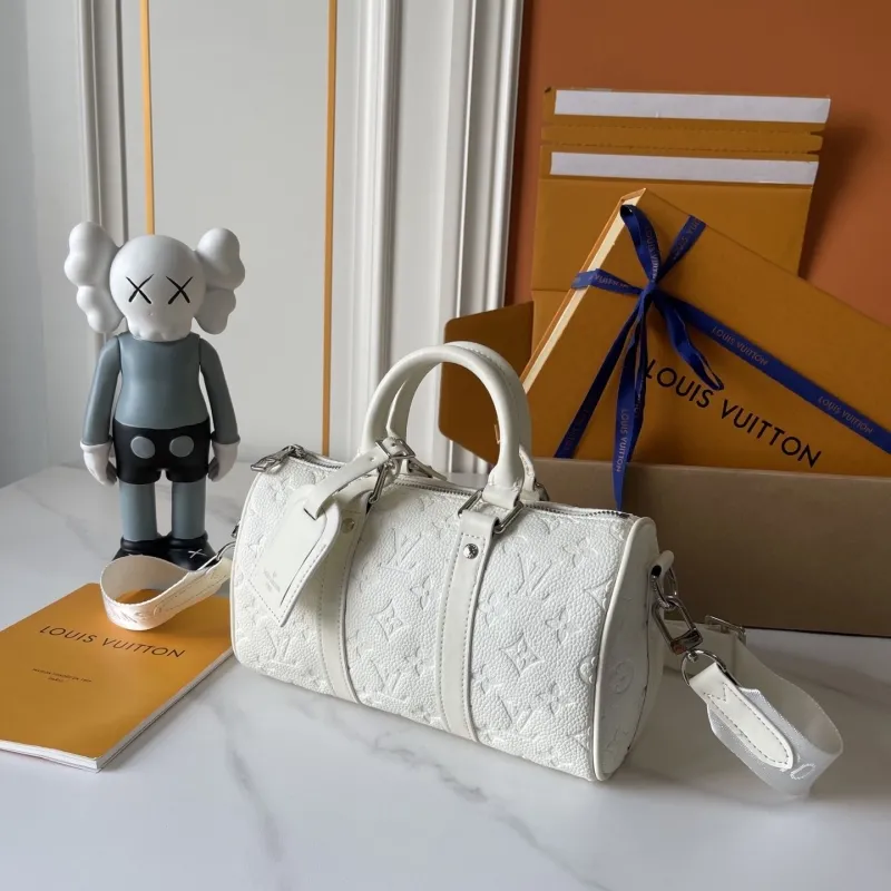 Alternative view of LV Speedy Bags-63
