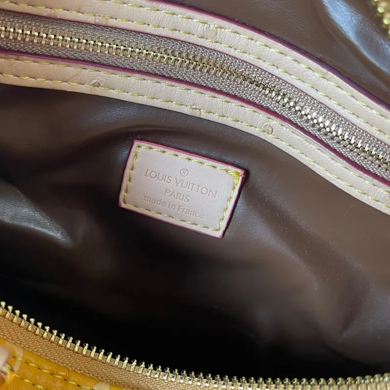 LV Speedy Bags-70 - Image 9