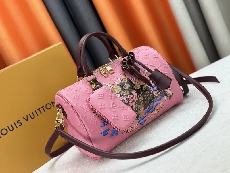 Alternative view of LV Speedy Bags-95