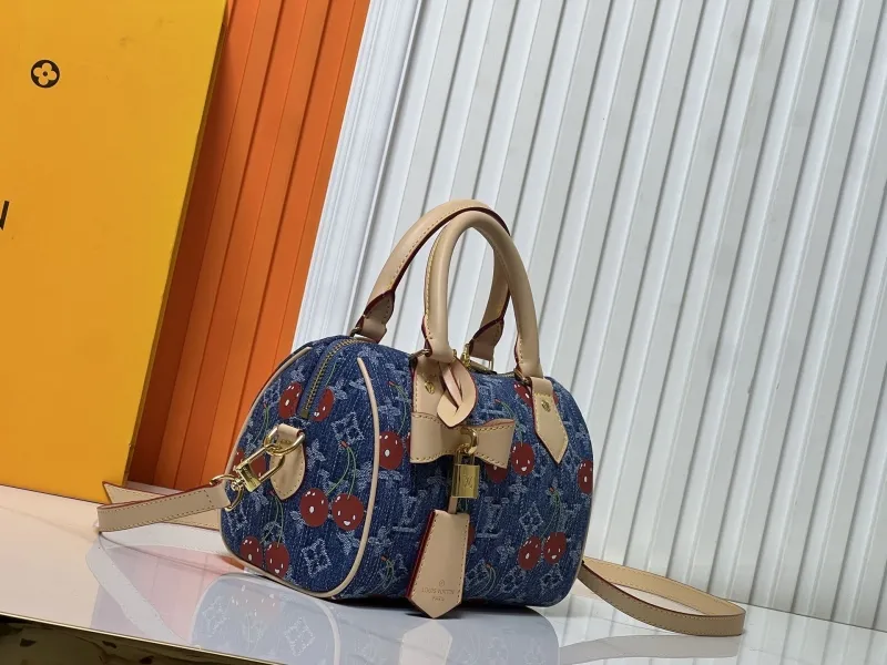 Alternative view of LV Speedy Bags-98