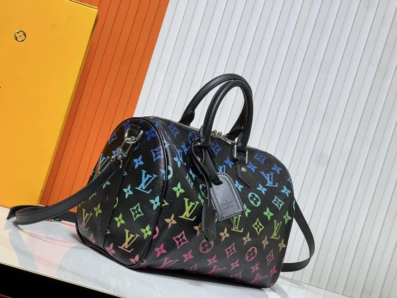Alternative view of LV Speedy Bags-108