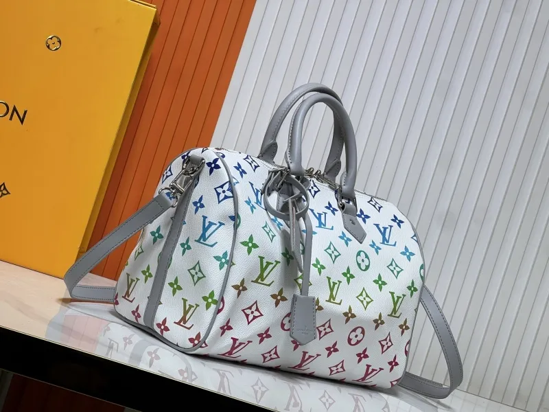 Alternative view of LV Speedy Bags-109