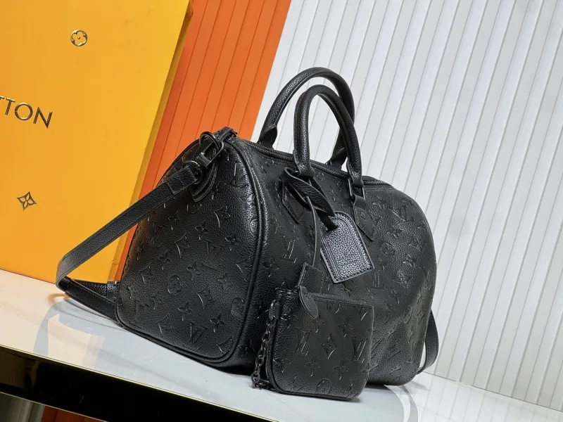 Alternative view of LV Speedy Bags-114