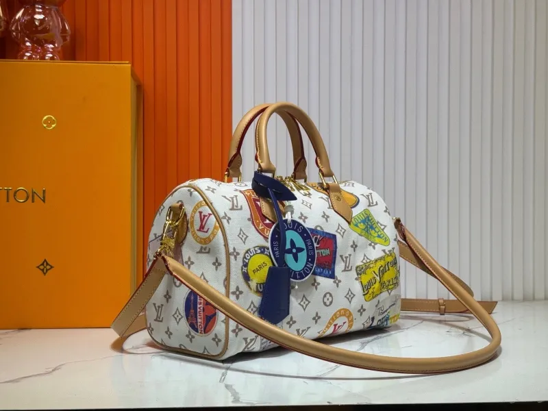 Alternative view of LV Speedy Bags-117