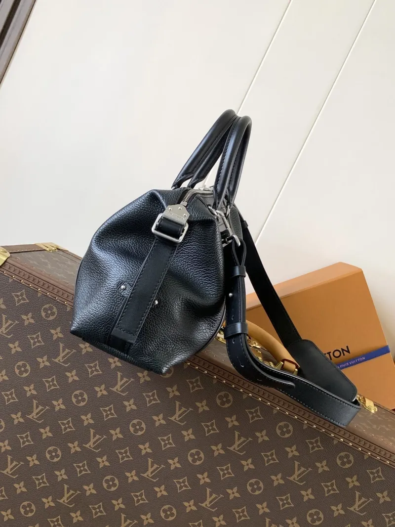 Alternative view of LV Speedy Bags-132